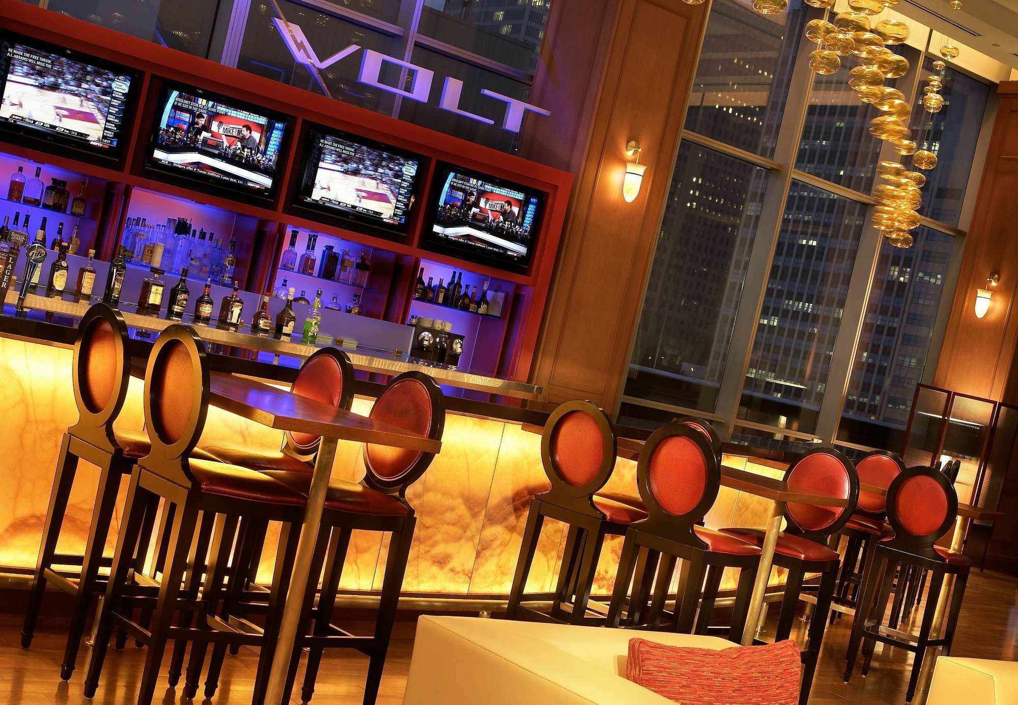 Marriott At The Renaissance Center Hotel Detroit